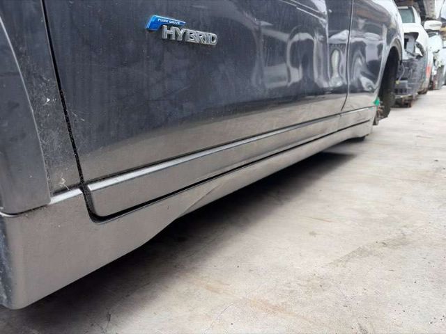 L Side Skirt