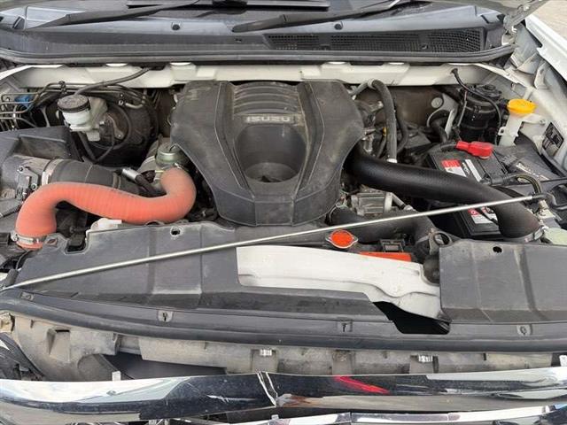 Engine Cover