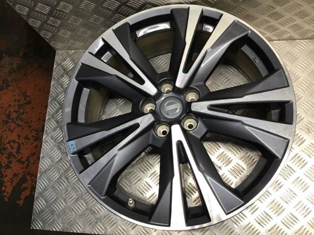 Alloy Road Wheel