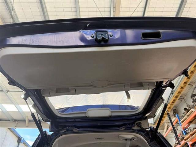 Tailgate Struts Set (self Opening)