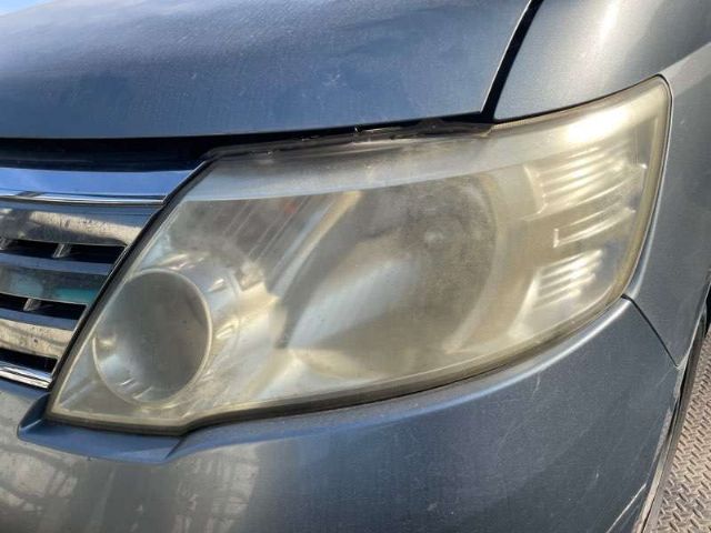 L Headlight