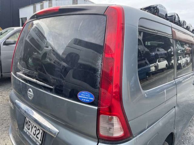 R Tail Light