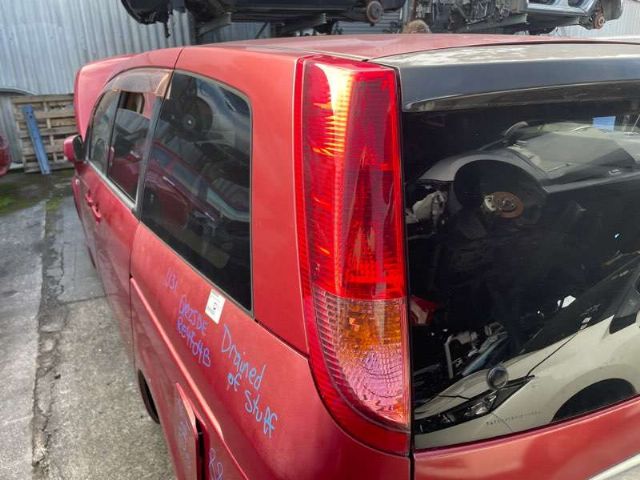 L Tail Light