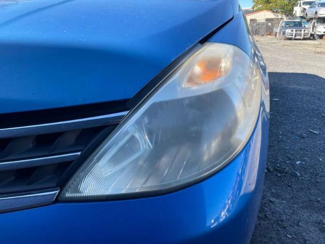 L Headlight