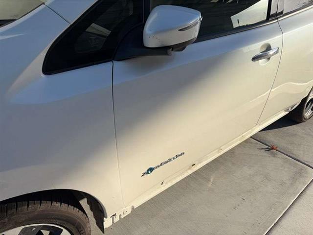 Lf Door Exterior Handle (smart Button) Type