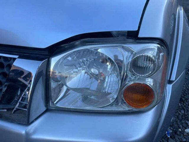 L Headlight