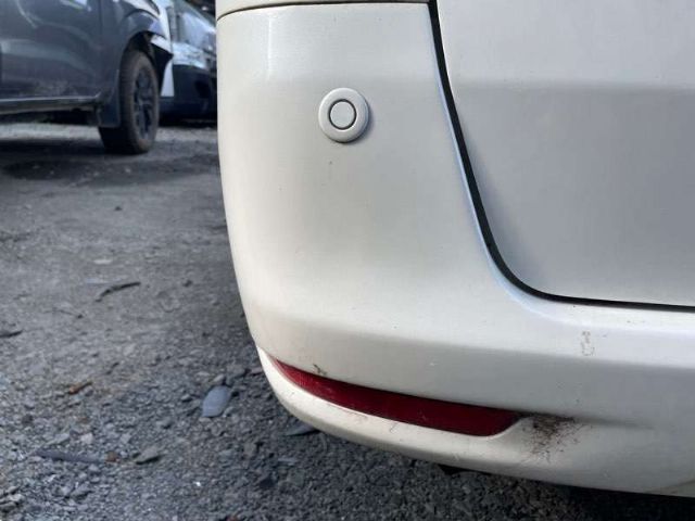 Lr Bumper Reflector