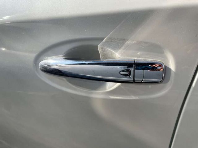 Lf Door Exterior Handle (smart Button) Type