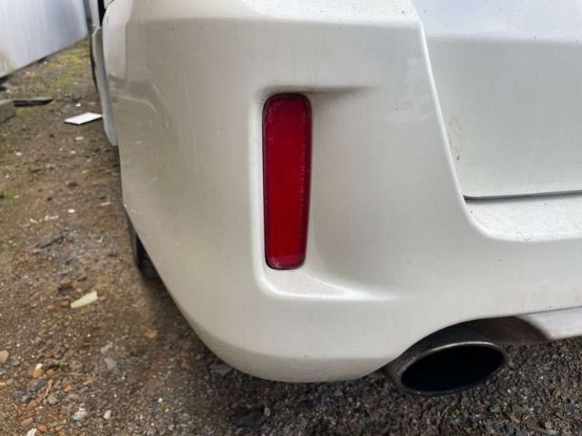 Lr Bumper Reflector