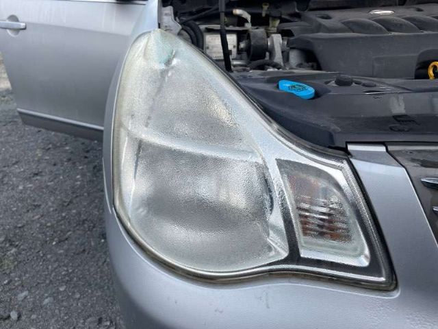 R Headlight