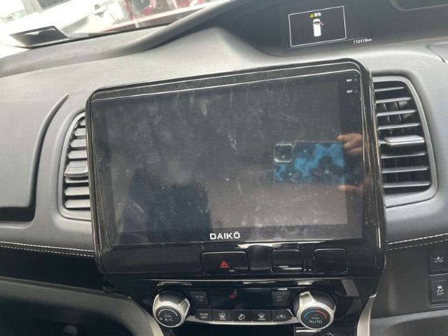Dvd/nav Screen