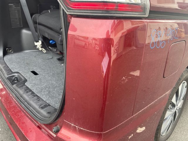 R Tail Light Filler Panel