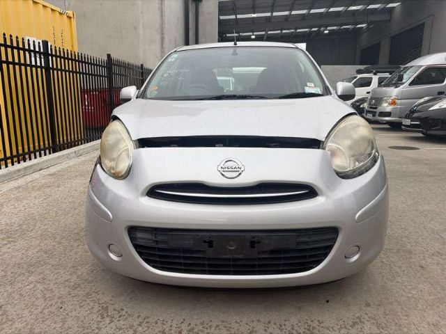 L Headlight