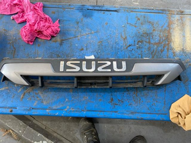 Front Bumper Grille