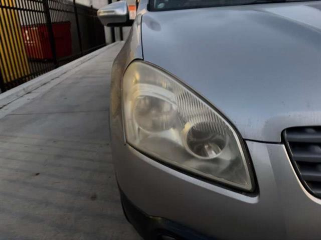 R Headlight