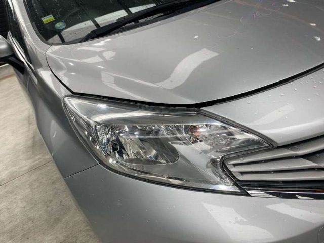 R Headlight