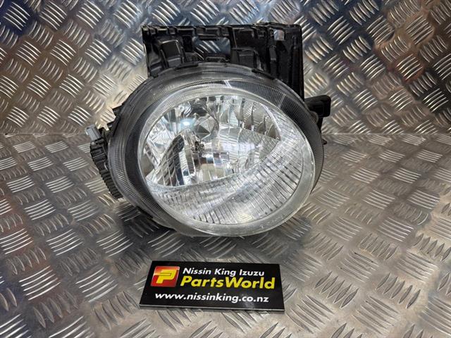 R Headlight (hid)