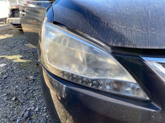 R Headlight