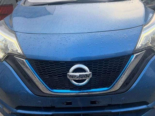 Upper Panel Grille