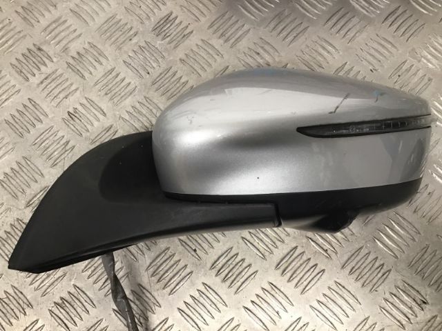 Lf Door Elec Mirror (11 Wire)