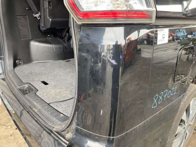 R Tail Light Filler Panel