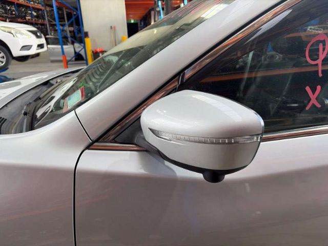Lf Door Elec Mirror (13 Wire)