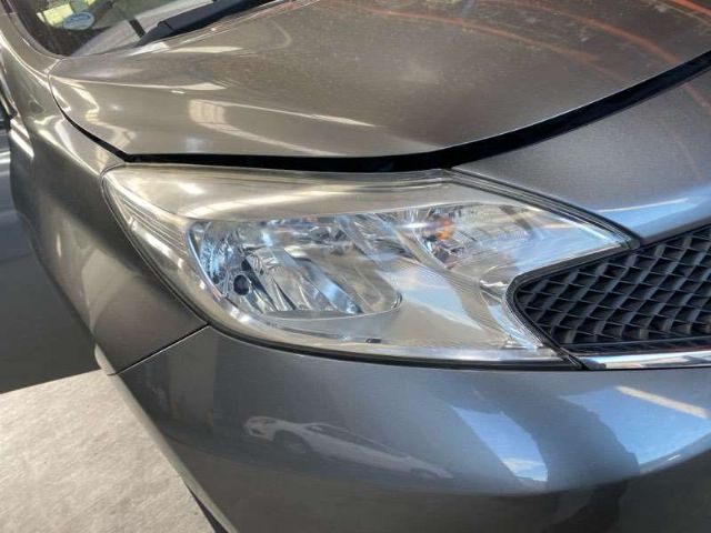 R Headlight
