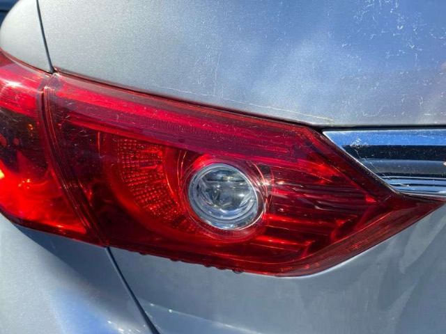 L Boot Lid Garnish