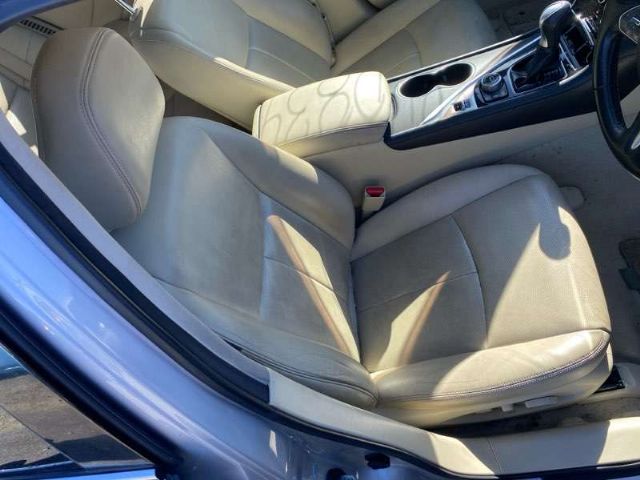 Rf Seat
