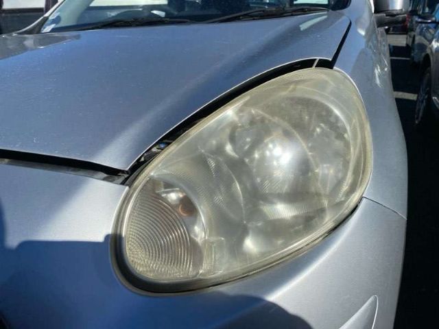 L Headlight