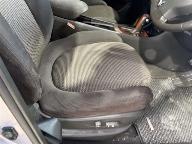 Rf Seat