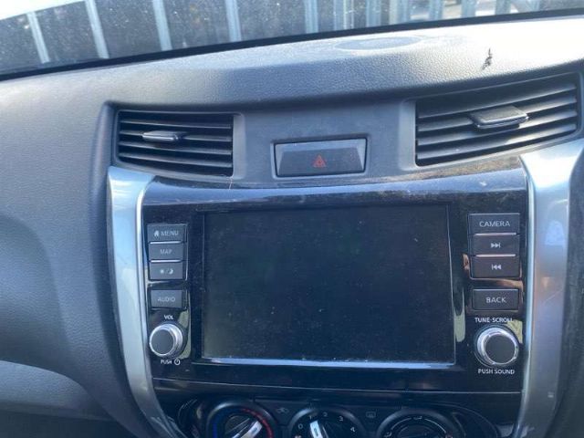 Dvd/nav Screen