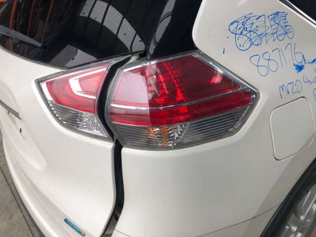 R Tail Light