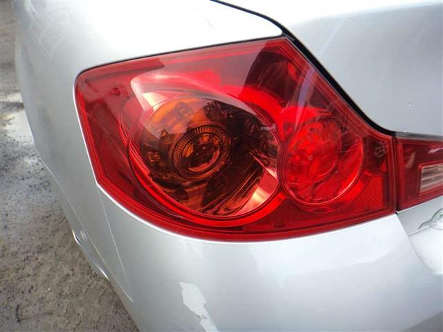 L Tail Light