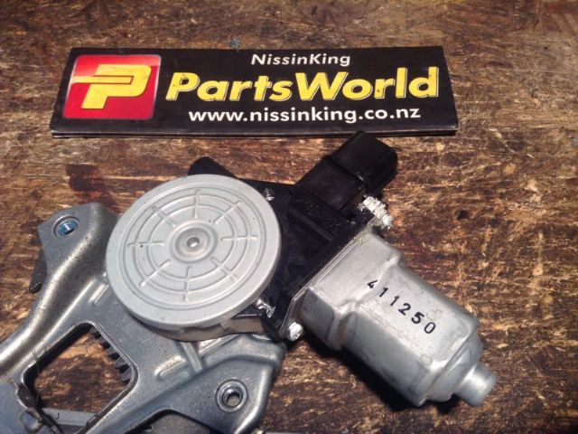 Lr Door Regulator Motor