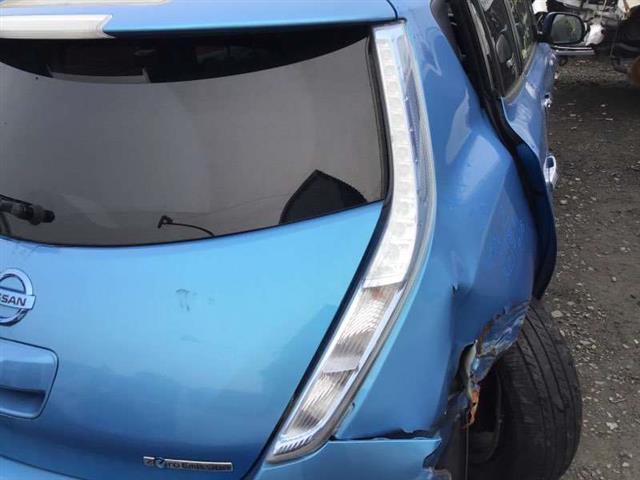 R Tail Light