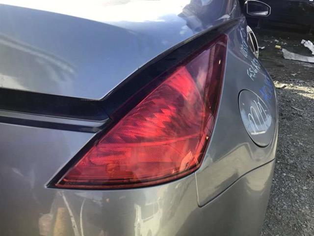 R Tail Light