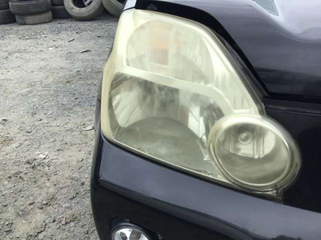 R Headlight