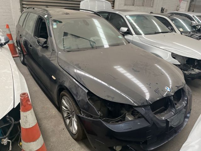 BMW 5 Series E39 - 528i