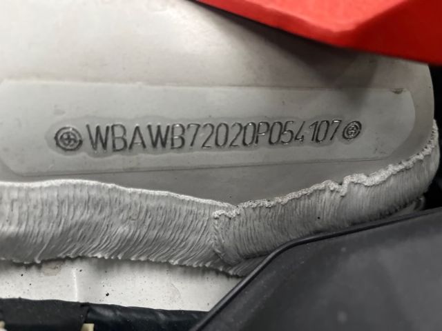 BMW 3 Series E90 - 330i