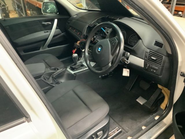 BMW X Series E83 - X3