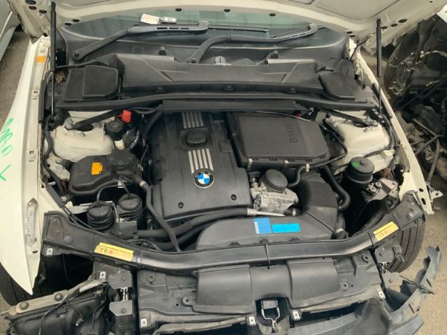 BMW 3 Series E90 - 330i