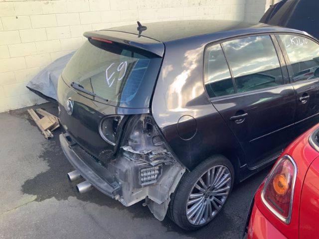 Volkswagen Golf - MK5 2003-2010
