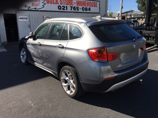 BMW X Series E83 - X3