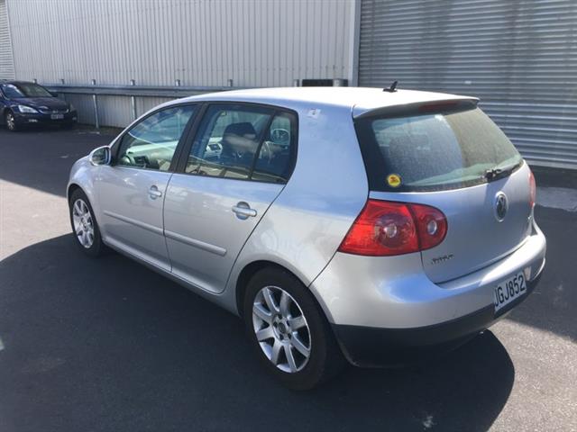 Volkswagen Golf - MK5 2003-2010