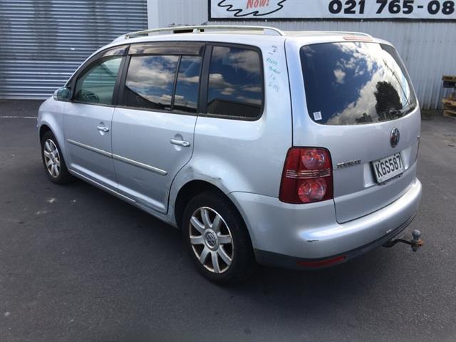 Volkswagen Touran - 1st Gen 2003-2015