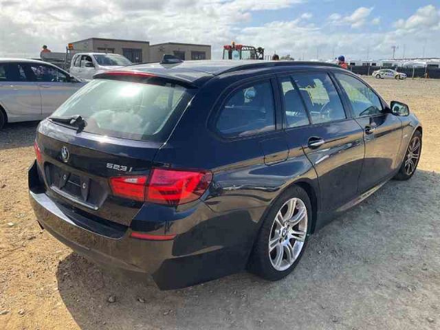 BMW 5 Series E39 - 523i