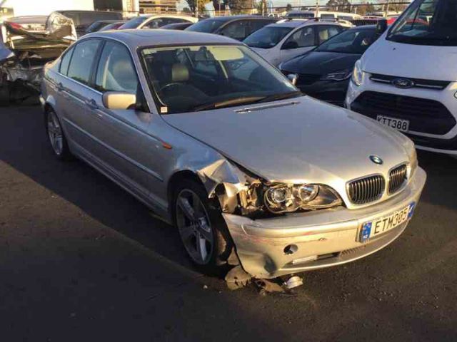 BMW 3 Series E46 - 330i