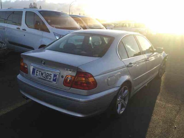 BMW 3 Series E46 - 330i