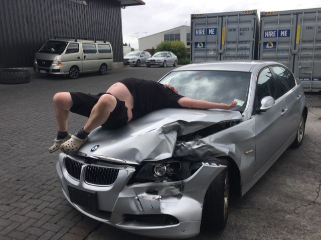 BMW 3 Series E90 - 323